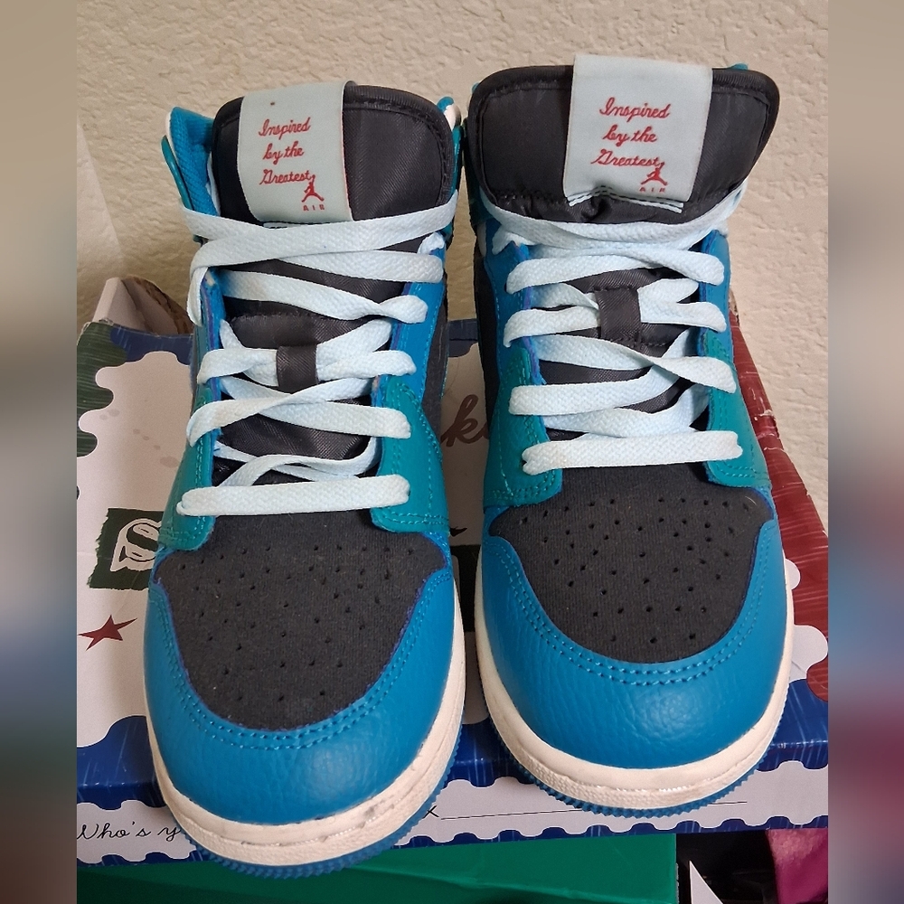 Nike Kids High-Top Sneakers - Blue and Black